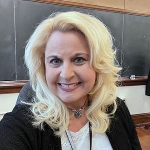 Meet your Posher, Gail